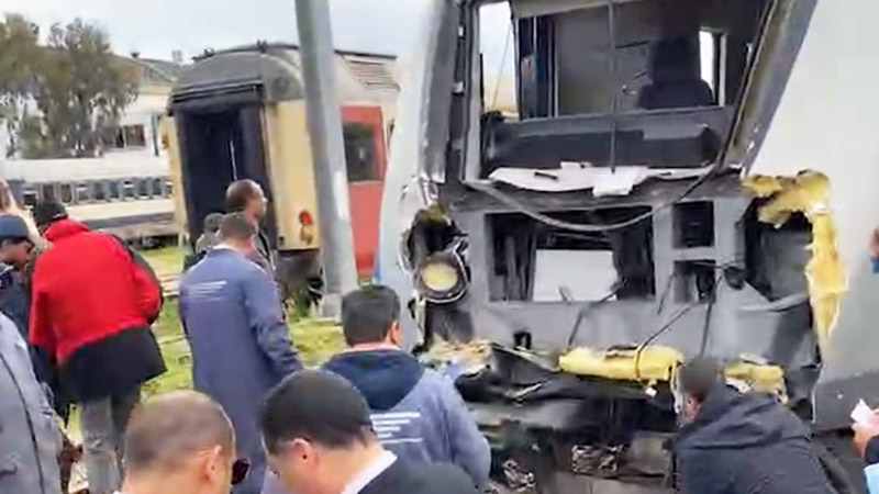 حادث قطارين تونس