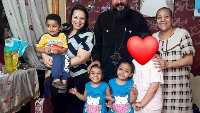 وفاة أمّ وأطفالها التّوائم الثّلاثة في حريق كنيسة أبو سيفين